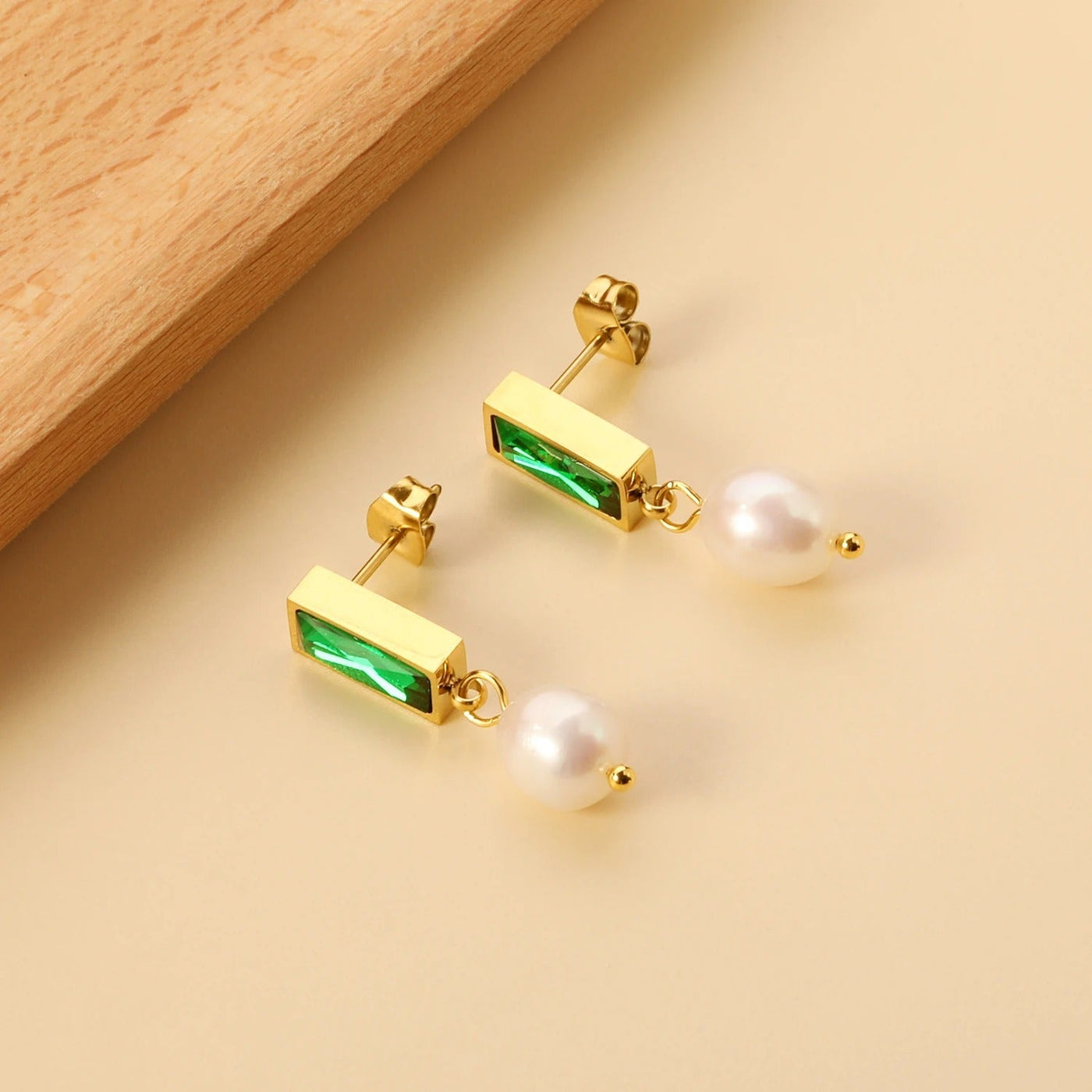 Pendientes Capri