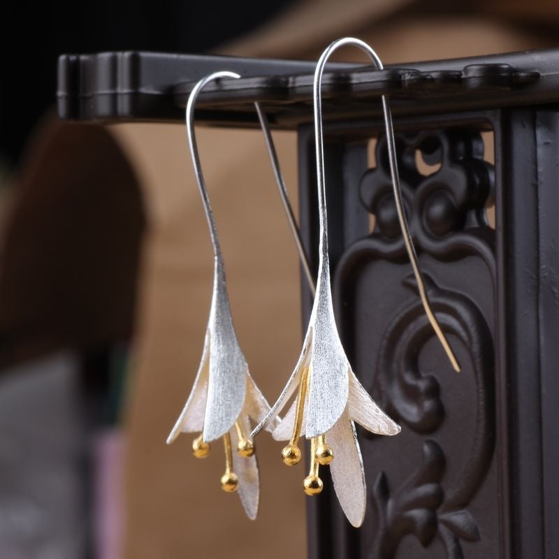 Pendientes de flores de plata