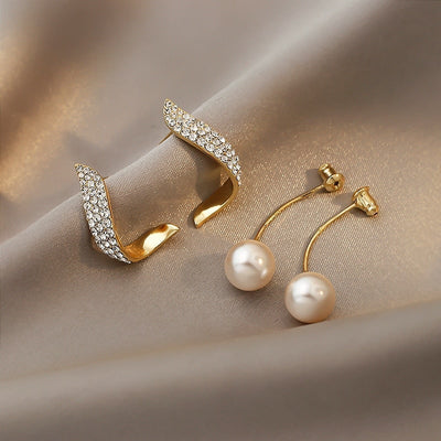 Pendientes de perlas doradas