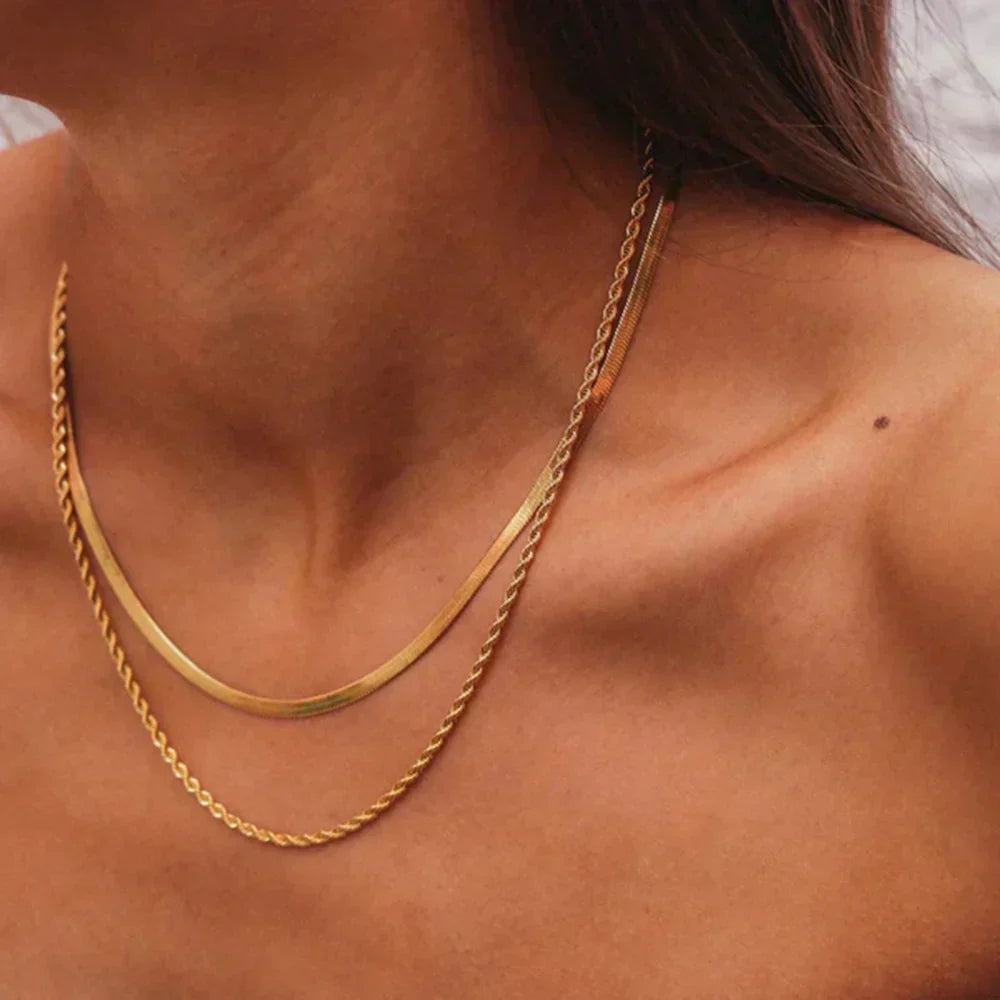 Collar de cadena de oro Ludovica