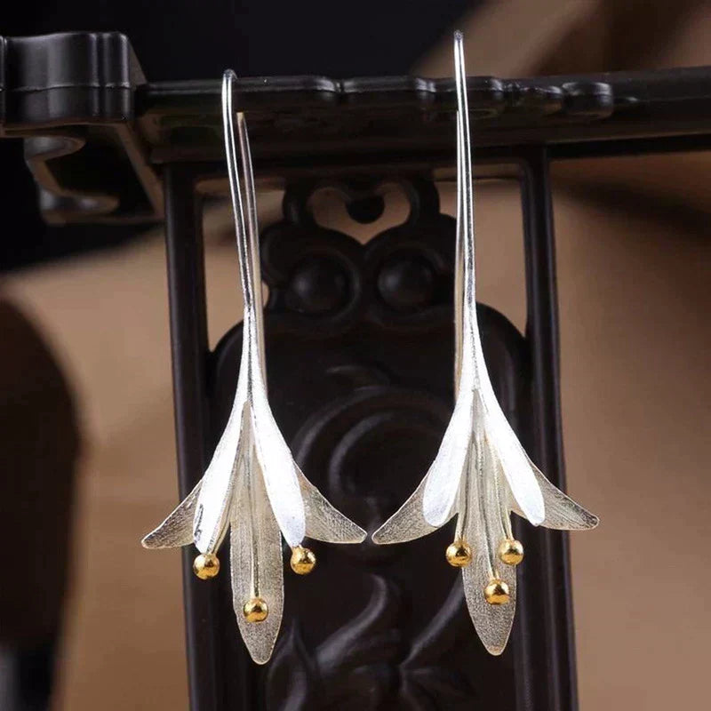 Pendientes de flores de plata