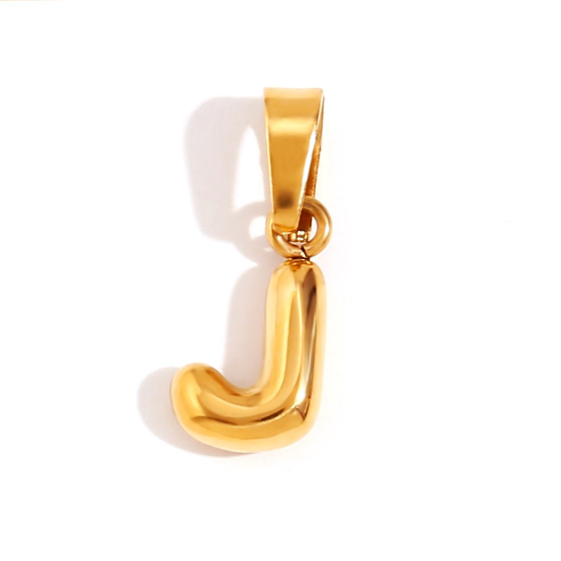 Collar con letras de burbujas