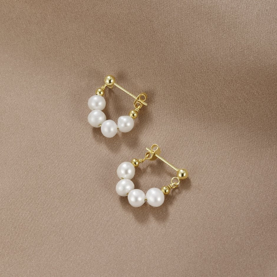 Pendientes de aro con perlas de Celine
