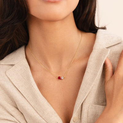 Collar con piedra de nacimiento de cristal
