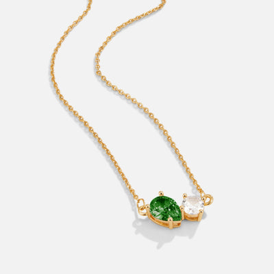 Collar con piedra de nacimiento de cristal