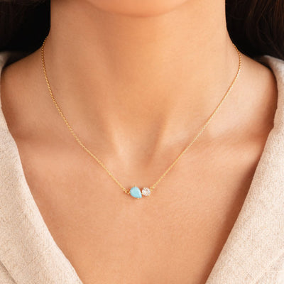 Collar con piedra de nacimiento de cristal
