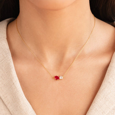 Collar con piedra de nacimiento de cristal