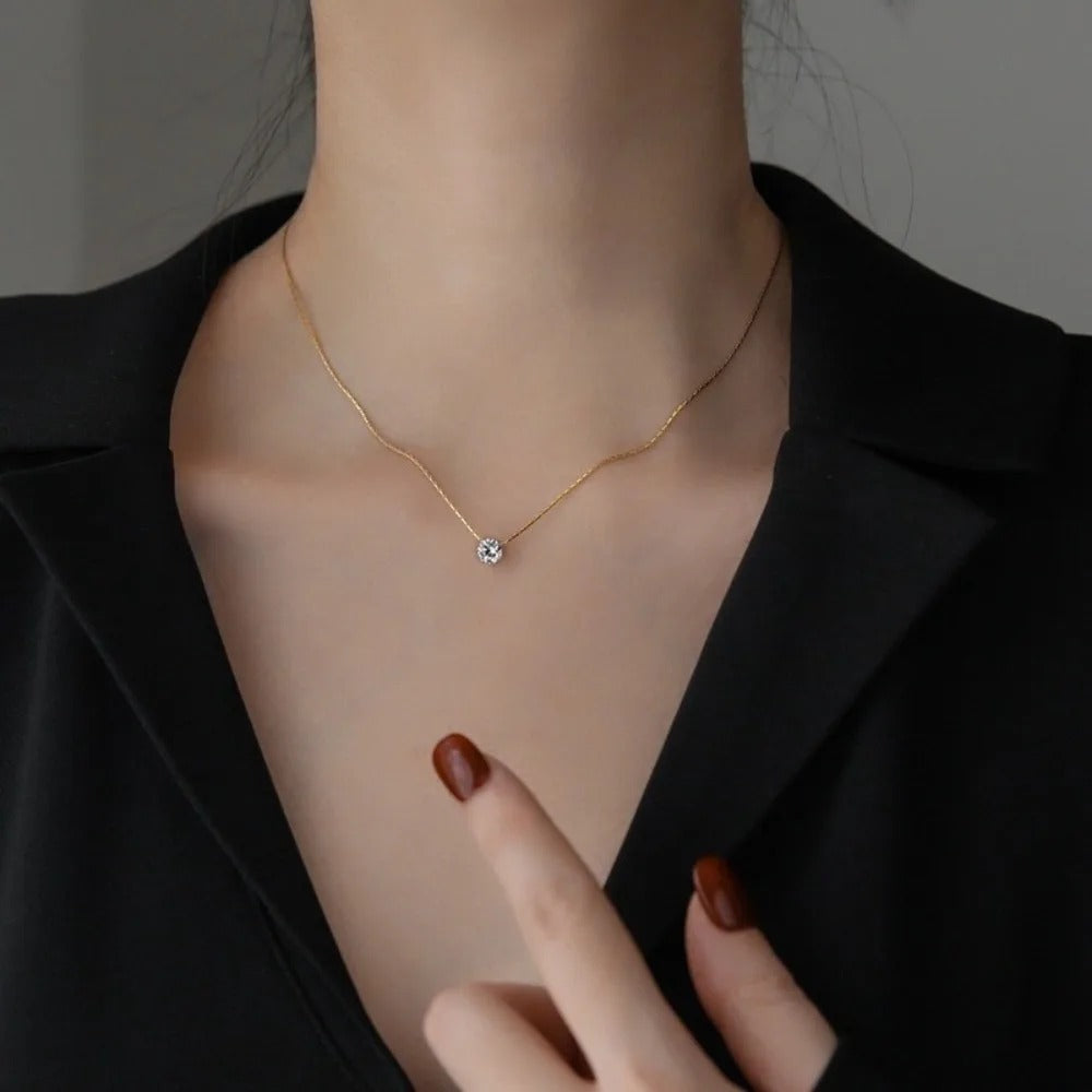 Collar de piedra moissanita Cléa