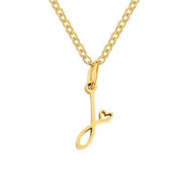 Collar con letra en forma de corazón de oro
