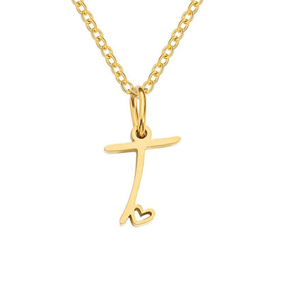 Collar con letra en forma de corazón de oro