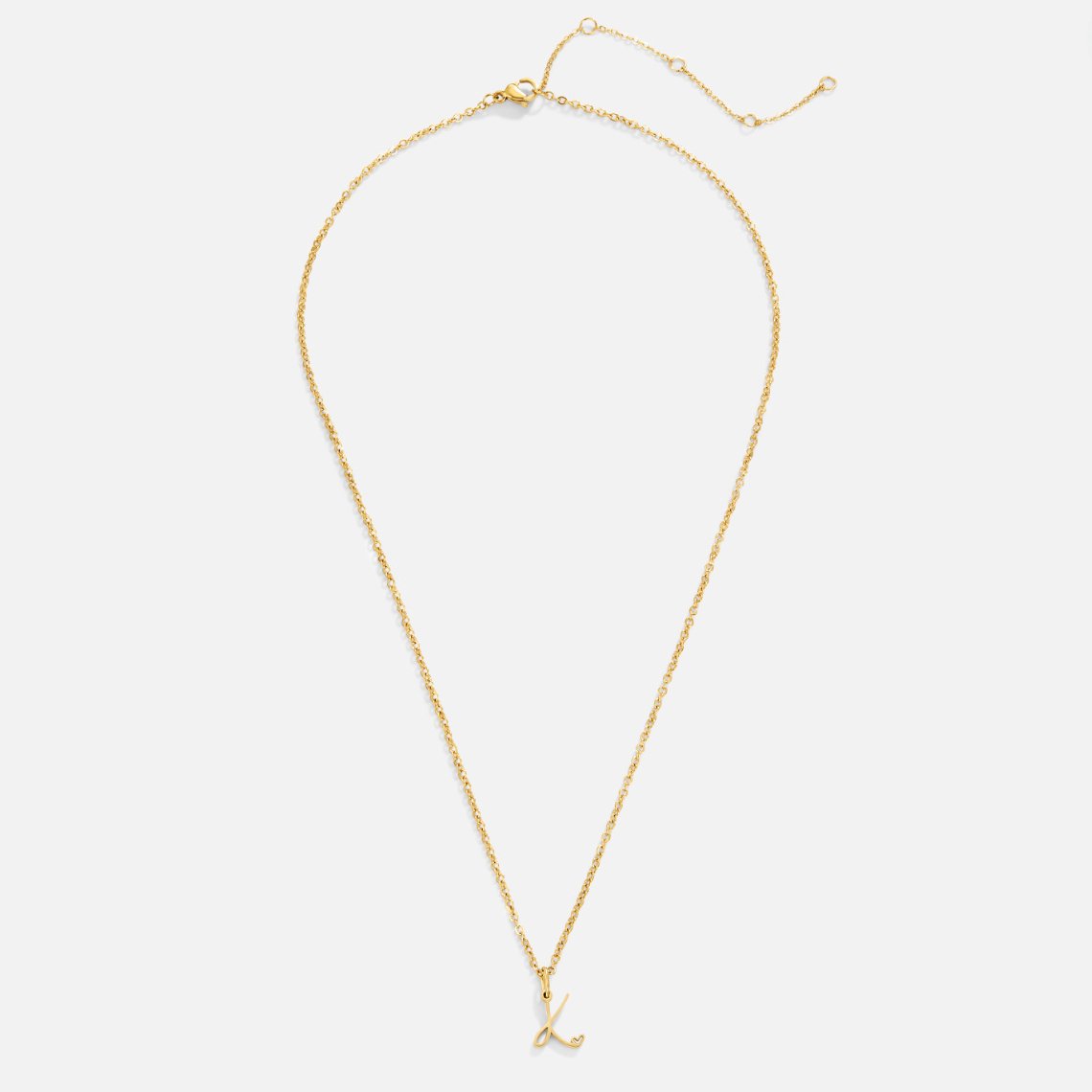 Collar con letra en forma de corazón de oro