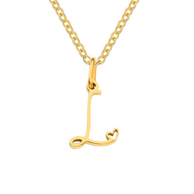 Collar con letra en forma de corazón de oro