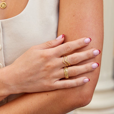 Anillo envolvente en capas Harper