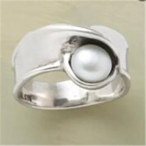 Anillo vintage con perla engastada