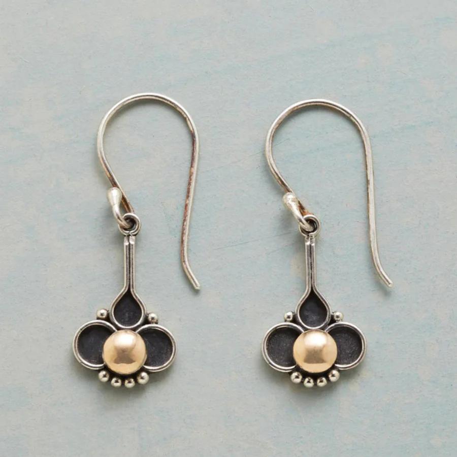 Pendientes de plata con trébol de cuatro hojas y perlas