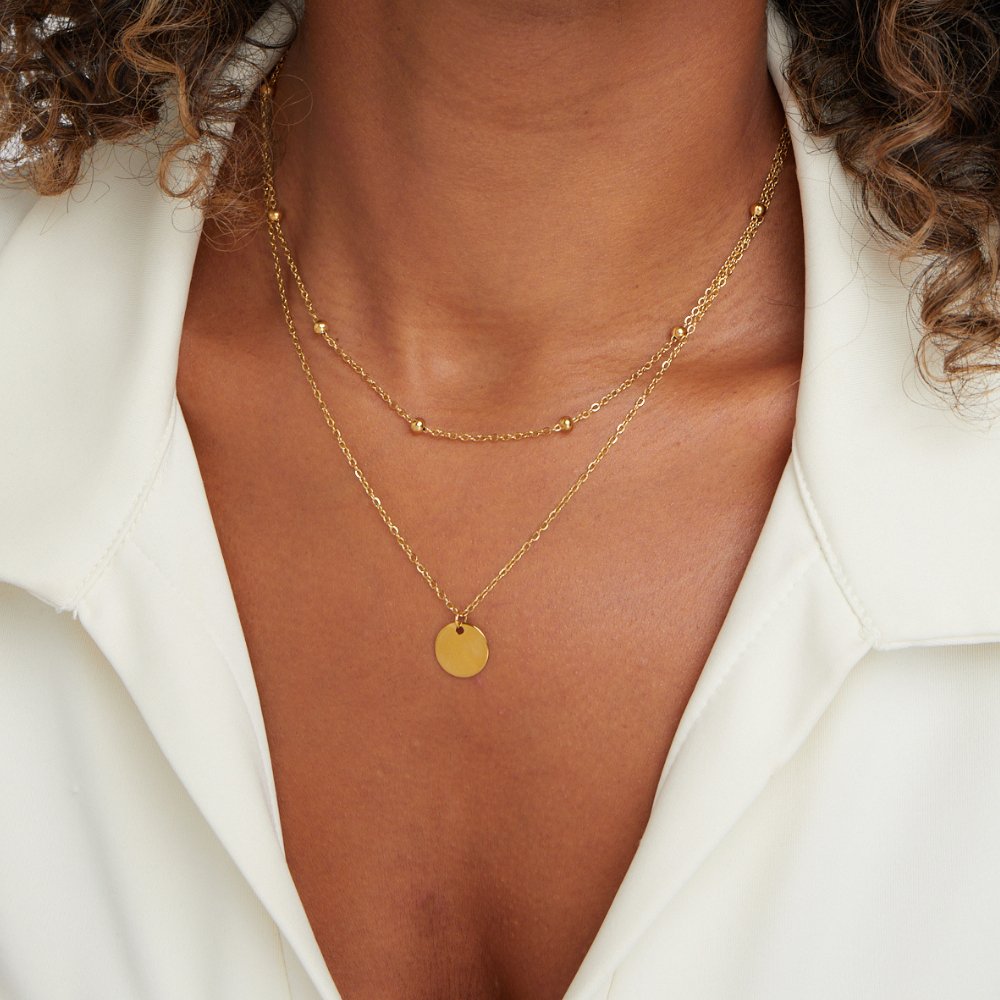 Collar de discos en capas