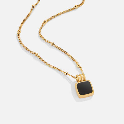 Collar colgante Lucía Black