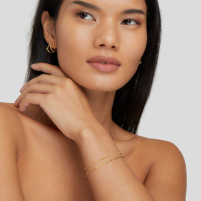 Pulsera Pia de oro en capas