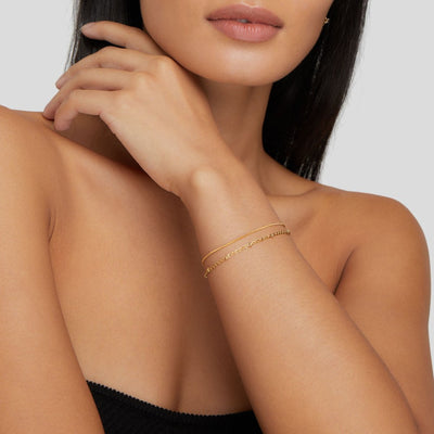 Pulsera Pia de oro en capas