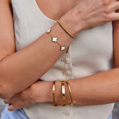 Pulsera de trébol blanco